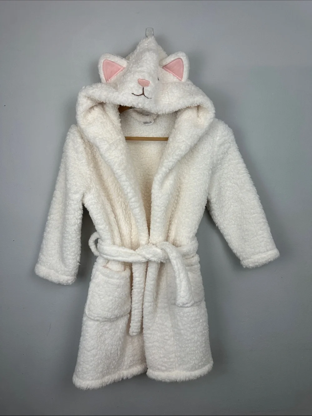 PBK Pottery Barn Kids Hooded Plush Sherpa Critter Robe Kitty Ears White Sz 4-6